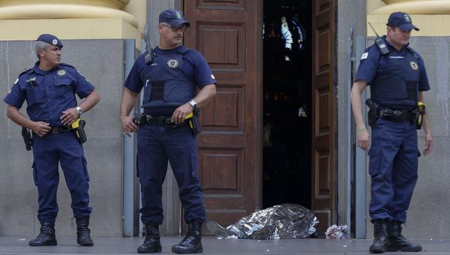 Brasil: Hombre abre fuego en la catedral de Campinas y mata a cuatro fieles. (AFP).