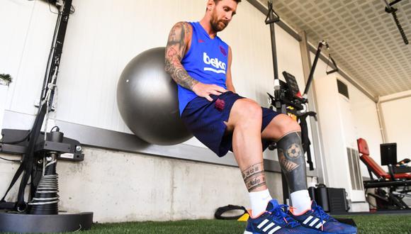 Lionel Messi mira de reojo a Griezmann y espera por su amigo Neymar: Barcelona late al ritmo del capitán | Foto: Agencias