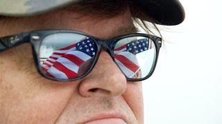 Los 10 pasos de Michael Moore para "frenar" a Trump