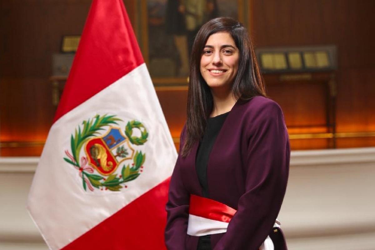 Alva Luperdi es bachiller en Economía de la Universidad del Pacífico y su cargo más reciente fue como Directora General de Presupuesto Público del MEF. (Foto: PCM)