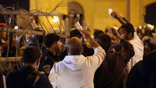 Mueren 22 personas tras disturbios en duelo de fútbol egipcio