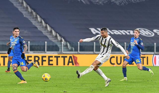 Cristiano Ronaldo convirtió un doblete en triunfo de Juventus