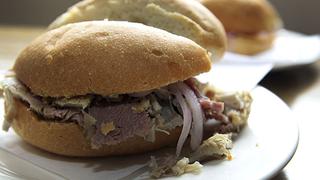 ¿Cuál es el mejor pan con chicharrón de Lima?