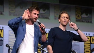 El día que Chris Hemsworth golpeó en la cara a Tom Hiddleston