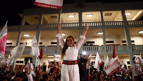 Mara Ledezma celebra su victoria en Quintana Roo, México. (Diego Simón, El Universal / GDA).