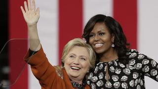 Clinton y Michelle Obama, juntas por primera vez en campaña