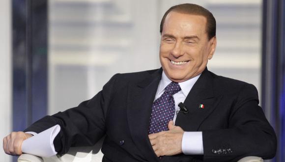Berlusconi sugiere que sería tan buen Papa como Francisco