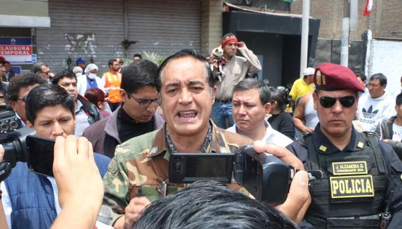 Alcalde Álex Gonzáles encabezó operativo de clausura definitiva de local nocturno. (Municipalidad de San Juan de Lurigancho)