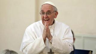 Papa Francisco manda saludo a niña por su cumpleaños