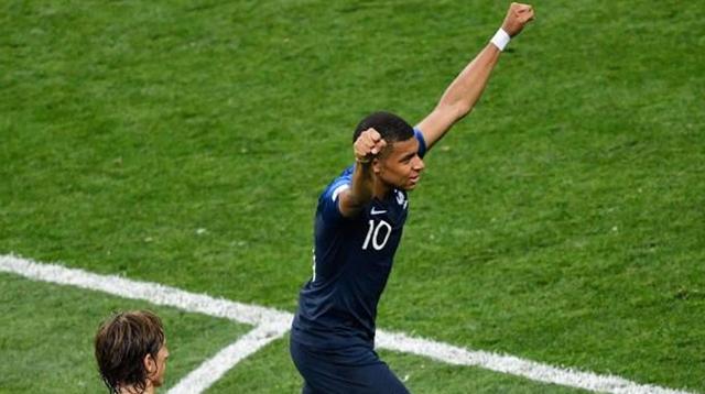 Francia vs. Croacia EN VIVO. Kylian Mbappé marcó el cuarto gol de Francia en la final de Rusia 2018 ante Croacia con un remate desde fuera del área. Mira el video. (Foto: Agencias)