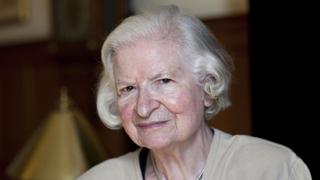 Murió P.D.James, la gran dama de la novela negra