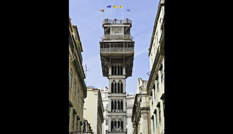 El elevador de Santa Justa (45 metros) data de la era industrial. (Foto: iStock)