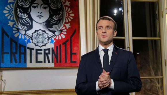 Macron llegó al poder dispuesto a mantener el timón firme y no ceder a la presión popular, pero él mismo tuvo que claudicar en algunos de sus anuncios tras protestas. (Foto: AFP).