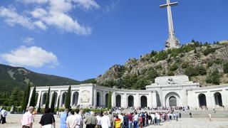 España pide a la Iglesia "cumplir su parte" para exhumar restos de Franco