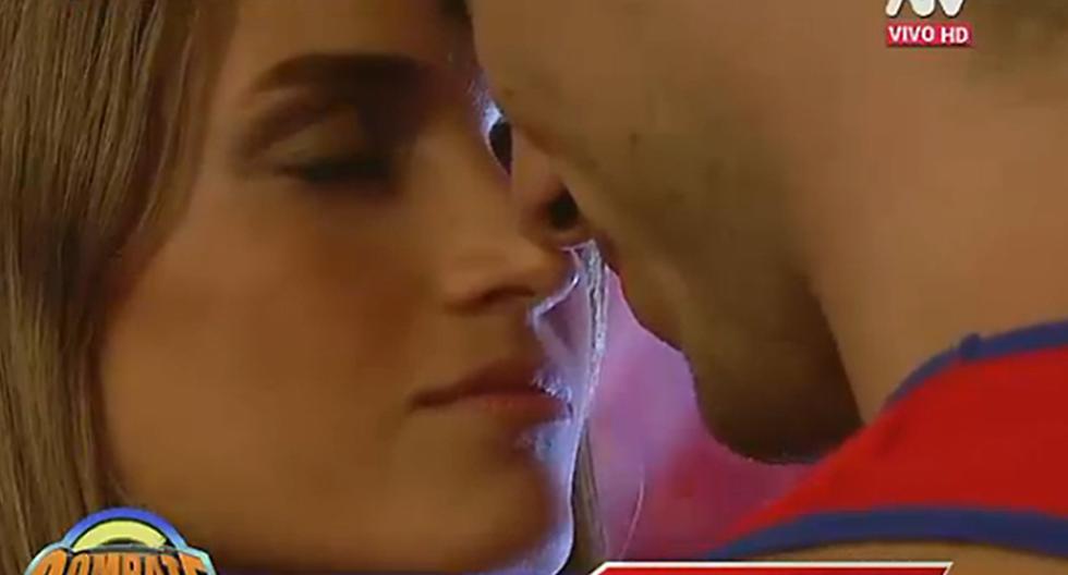 Ike Parodi y Michela Elías se besaron en el set de Combate. (Foto: Captura ATV)