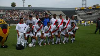 Jefferson Farfán debutó hace 18 años con Perú: ¿Cómo les fue a los otros jugadores que se estrenaron ese día?