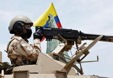 Colombia realiza un ejercicio militar en una región de frontera con Venezuela