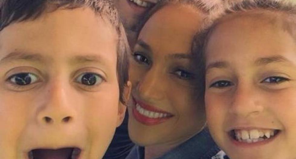 Jennifer Lopez y Marc Anthony en familia. (Foto: Twitter)