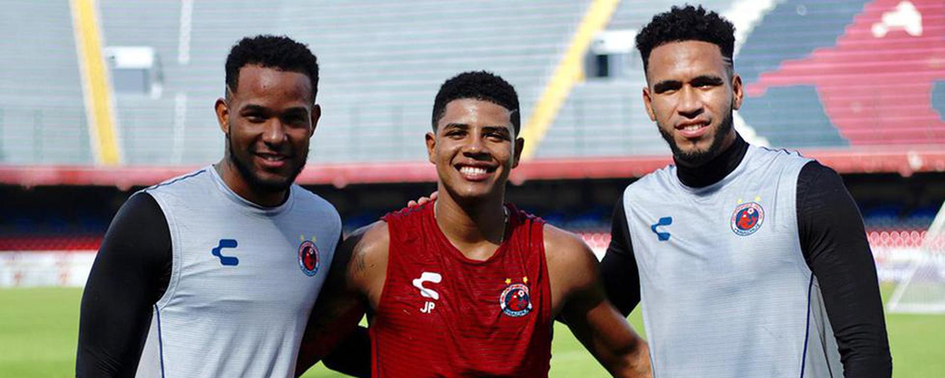 El éxodo peruano por décadas: ¿Qué ligas acogieron a los cracks de selección peruana desde 1950?