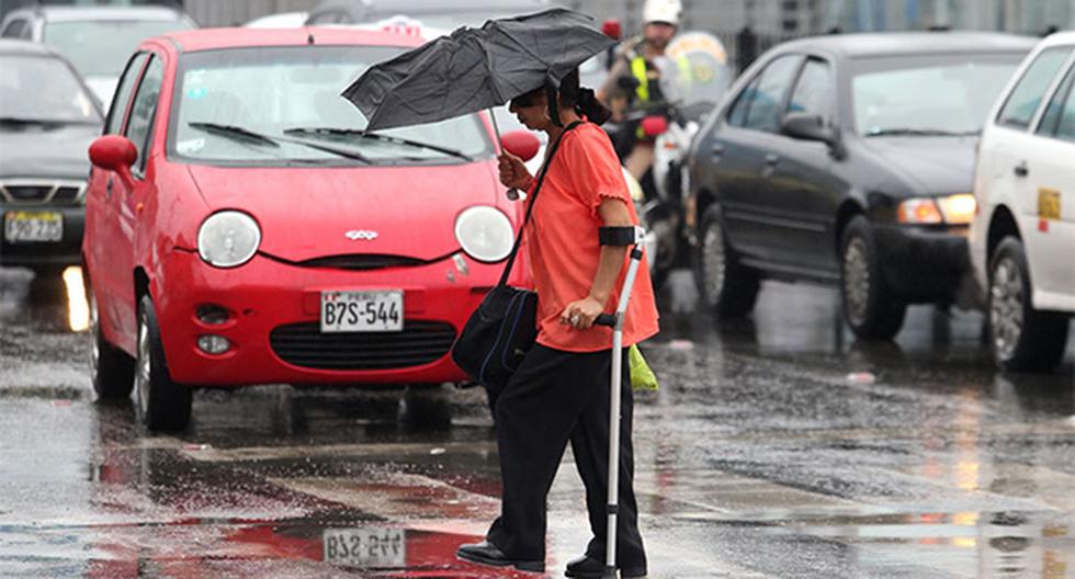 Senamhi advirtió que intensa llovizna que cayó este viernes en Lima se repetirá este sábado. (Foto: Agencia Andina)
