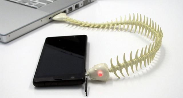 Con espinas: Carga tus dispositivos usando este cable USB - 2