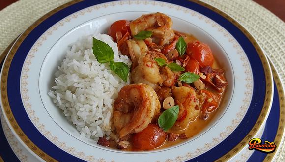 Acompañado de una porción de arroz, estos deliciosos langostinos se preparan con garam masala.