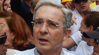 Colombia: Uribe cree que paz con las FARC engaña a militares