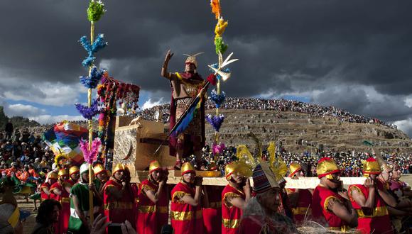 El Inti Raymi ha desempeñado un papel fundamental en la preservación y promoción de la identidad cultural de Cusco y de la región andina peruana en general.