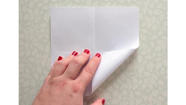 Aprende a hacer tu propia lámpara de techo con origami - 4