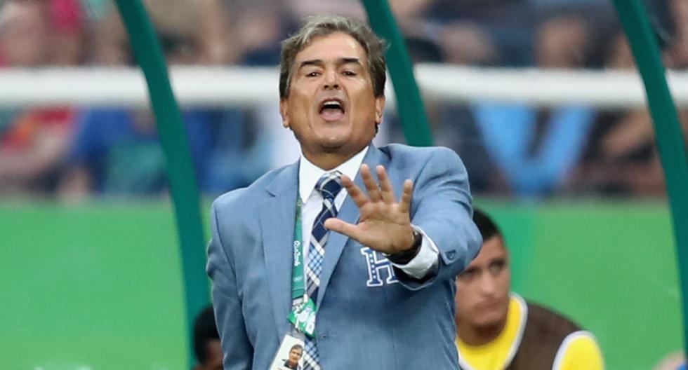Jorge Luis Pinto respondió fuerte a la FIFA tras la aprobación de crear un Mundial con 48 equipos. (Foto: Getty)