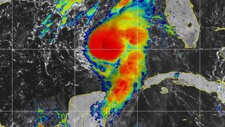 Marco se degrada a depresión tropical tras tocar tierra en Estados Unidos