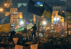 Ucrania: Miles de manifestantes continúan en la plaza Maidán a pesar de trato