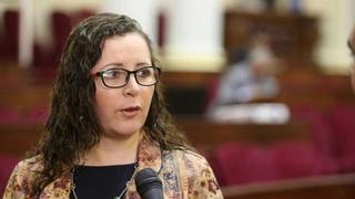 Rosa Bartra pidió licencia a Comisión Permanente para postular al Congreso por Solidaridad Nacional