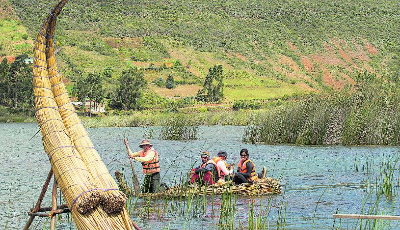 Un paseo en bote por la Laguna San Nicolás por 15 minutos cuesta 3 soles. (Foto: Jaime Gianella)