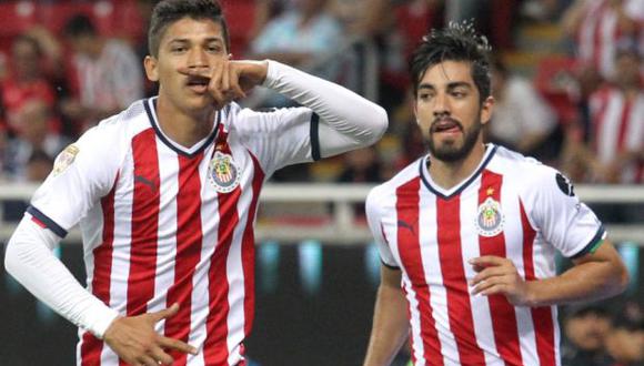 Chivas busca escalar posiciones para ser protagonista en la Liga Mexicana. (Foto: EFE)