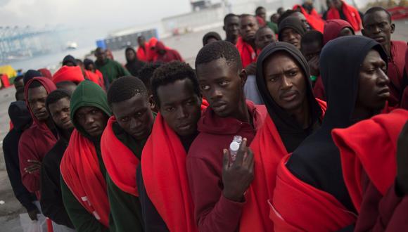 Rescatan en el Estrecho de Gibraltar a 232 inmigrantes de 9 pequeños barcos. (Foto referencial, AFP).