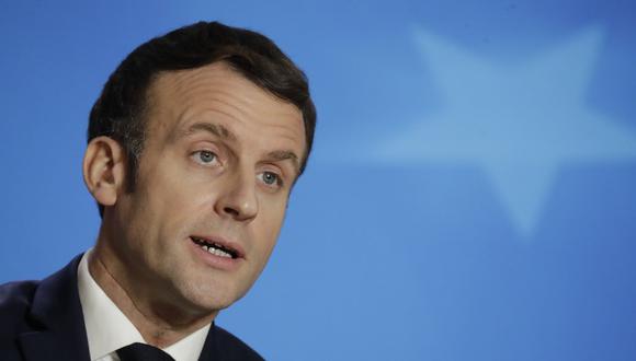 El presidente de Francia afirmó que en 2021, pase lo que pase, "afrontarán las crisis sanitarias, económicas y sociales, terroristas, climáticas”. (Foto: Olivier HOSLET / POOL / AFP)