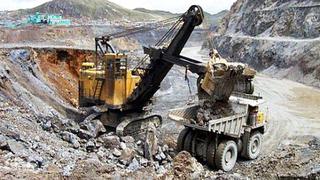 Empresas invertirán 23% menos en exploración minera por crisis externa