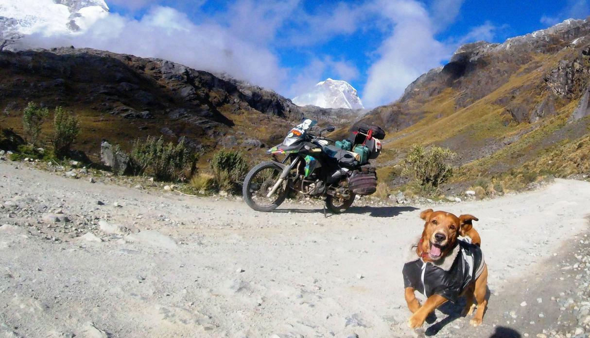 Le encanta la naturaleza y correr.&nbsp;(Foto: Facebook Terix Pelo Mundo)