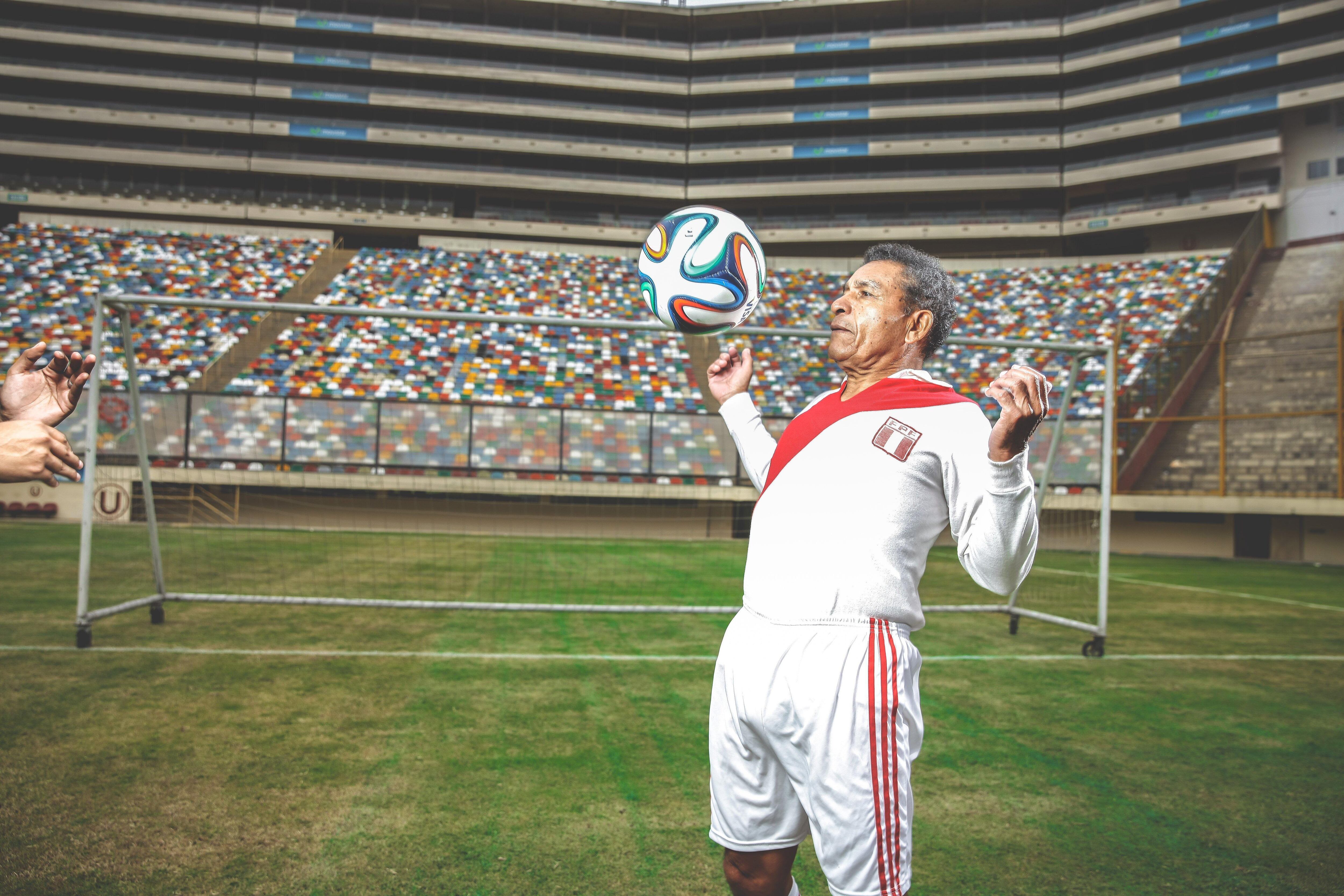 ‘Tito’ Chumpitaz, hijo del exfutbolista, señaló que a su madre le diagnosticaron una “neumonía atípica”. (Foto: Andres Valle / GEC)