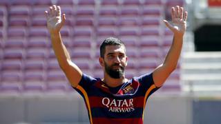 Barcelona inscribió oficialmente a Arda Turan tras seis meses