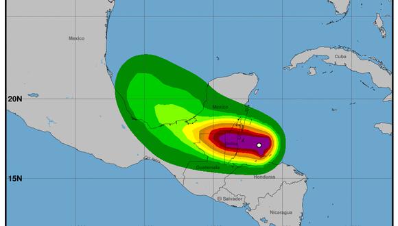 El huracán Lisa se dirige hacia México tras golpear Belice. (Centro Nacional de Huracanes de Estados Unidos).
