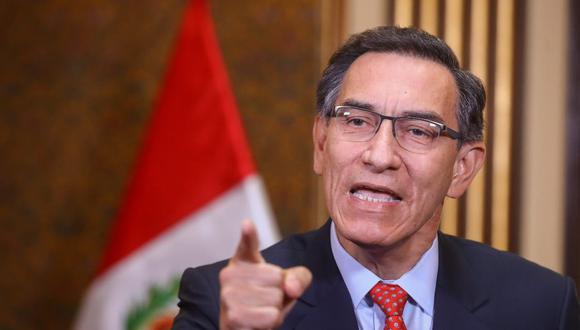 Martín Vizcarra firmó el decreto supremo para que las elecciones generales sean en abril del próximo año. (Foto: Difusión)