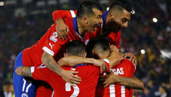 Chile derrotó 2-0 a Ecuador en el inicio de la Copa América