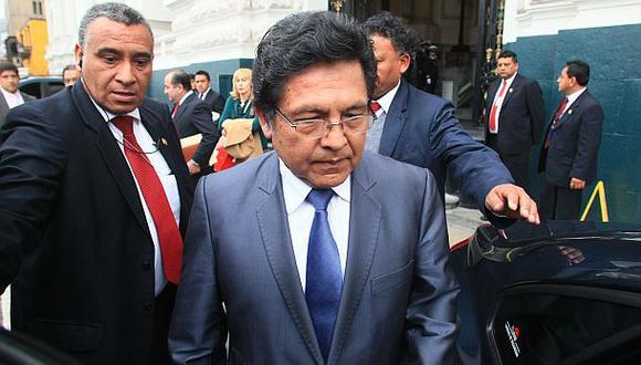 Ramos Heredia firmó como fiscal de la Nación pese a suspensión