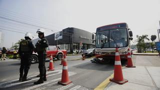 Accidente en el Corredor Rojo: investigan a chofer de bus que atropelló a un ciclista en la Av. Javier Prado