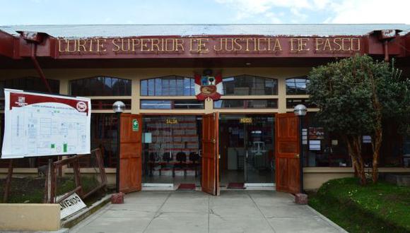 Condenan a docente a 5 años de cárcel por tocamientos a menor