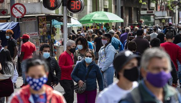 Chile suscribió en septiembre acuerdos con Pfizer/BioNTech para dotarse de 10 millones de dosis. (Foto: MARTIN BERNETTI / AFP)