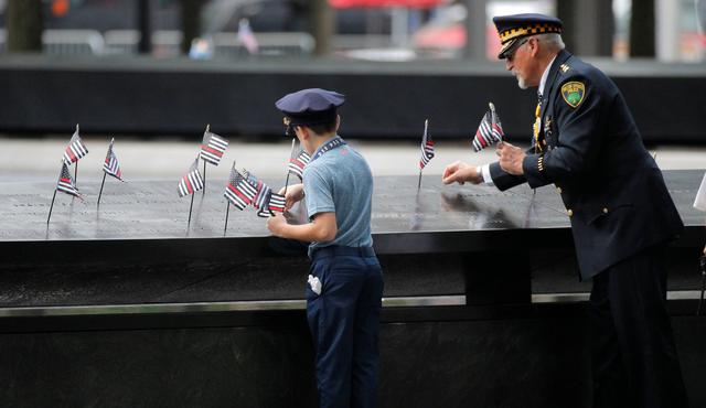 Estados Unidos conmemora los atentados del 11 de septiembre de 2001 contra las Torres Gemelas. (Reuters).