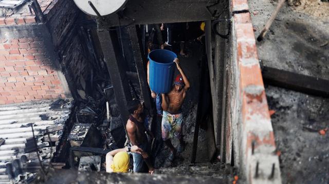 Sao Paulo: Incendio en favela consume medio centenar de casas - 8
